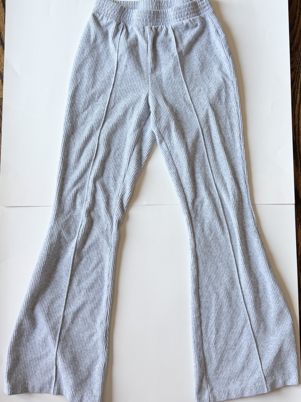 Women’s XS Aerie Ribbed Flare Pants - Light Gray